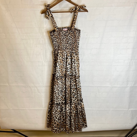 Pink Lily Leopard Print Smocked Bow Tie Dress - Picture 3 of 8